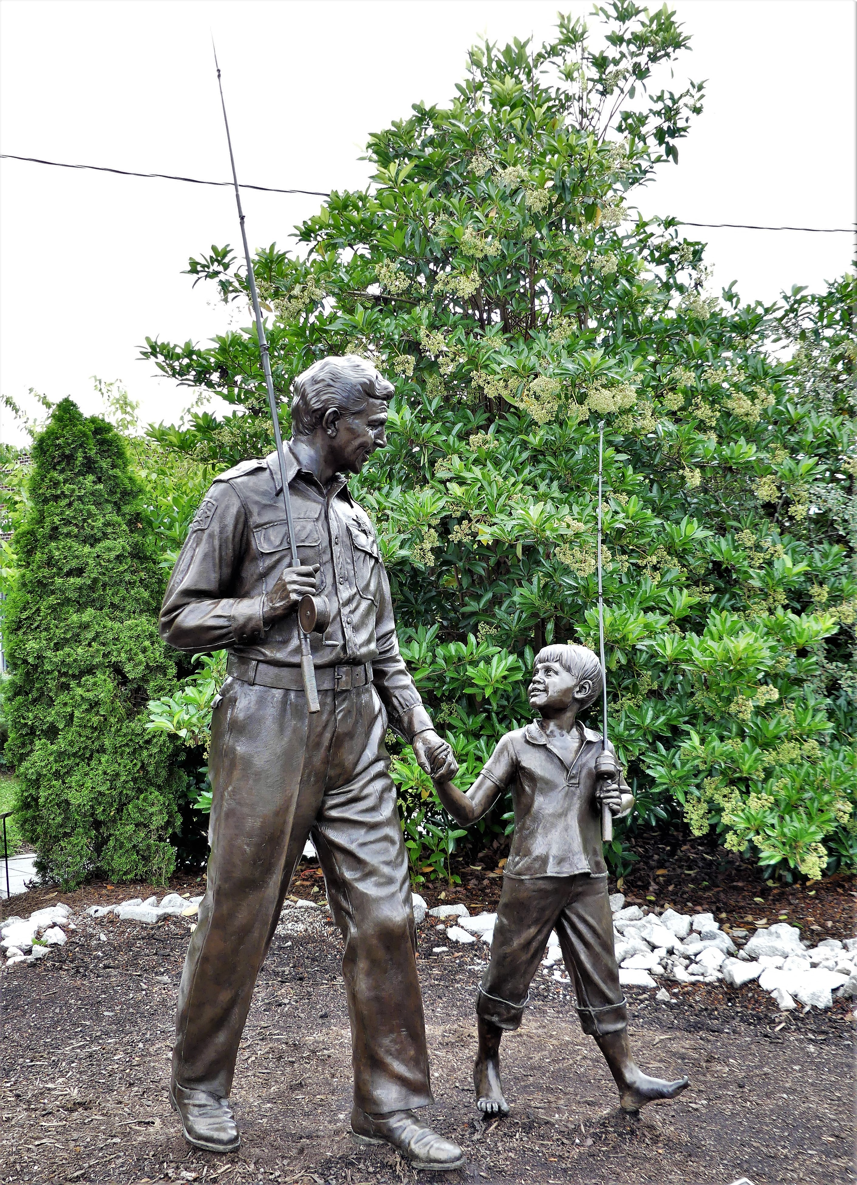 Andy and Opie going fishing sculpture