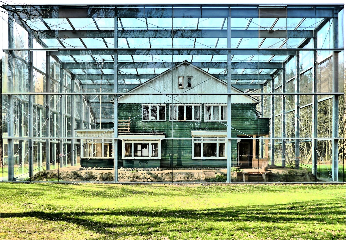 Westerbork under Glass